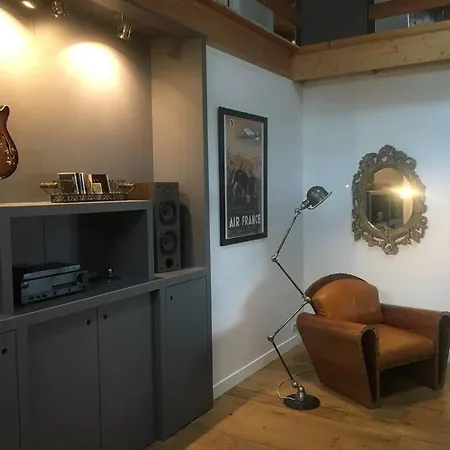 La Maison De L'aerogrange *